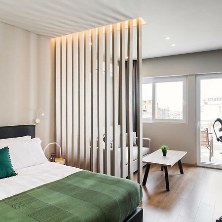 אתונה Wyz Attiki Aparthotel מראה חיצוני תמונה