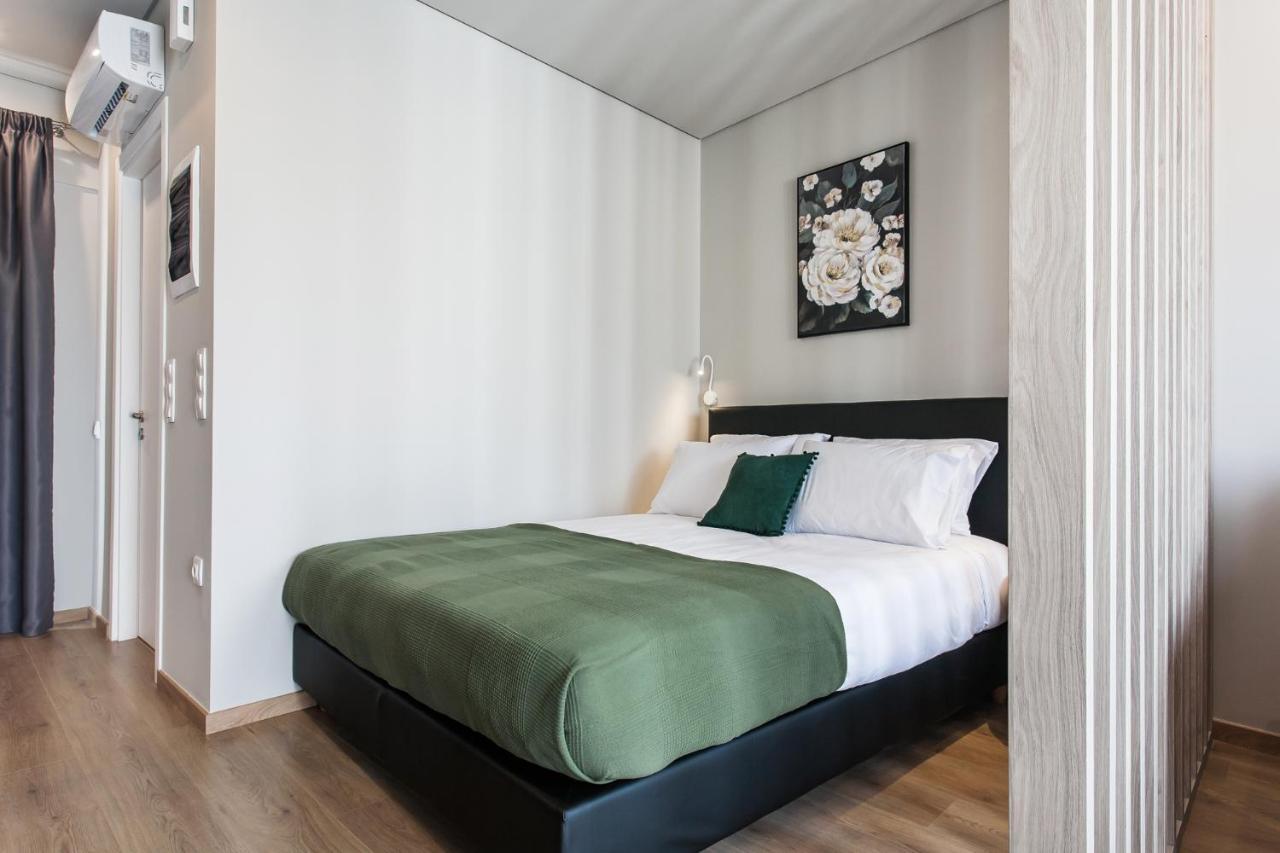 אתונה Wyz Attiki Aparthotel מראה חיצוני תמונה